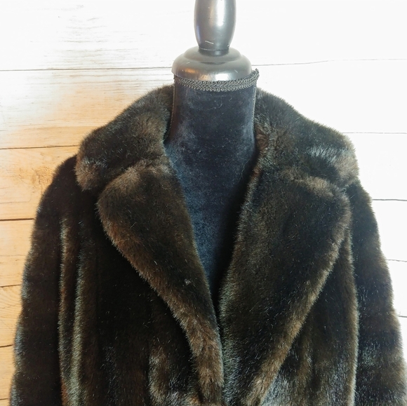Tissavel of France Jackets & Blazers - Vintage Tissavel France stunning faux fur coat S